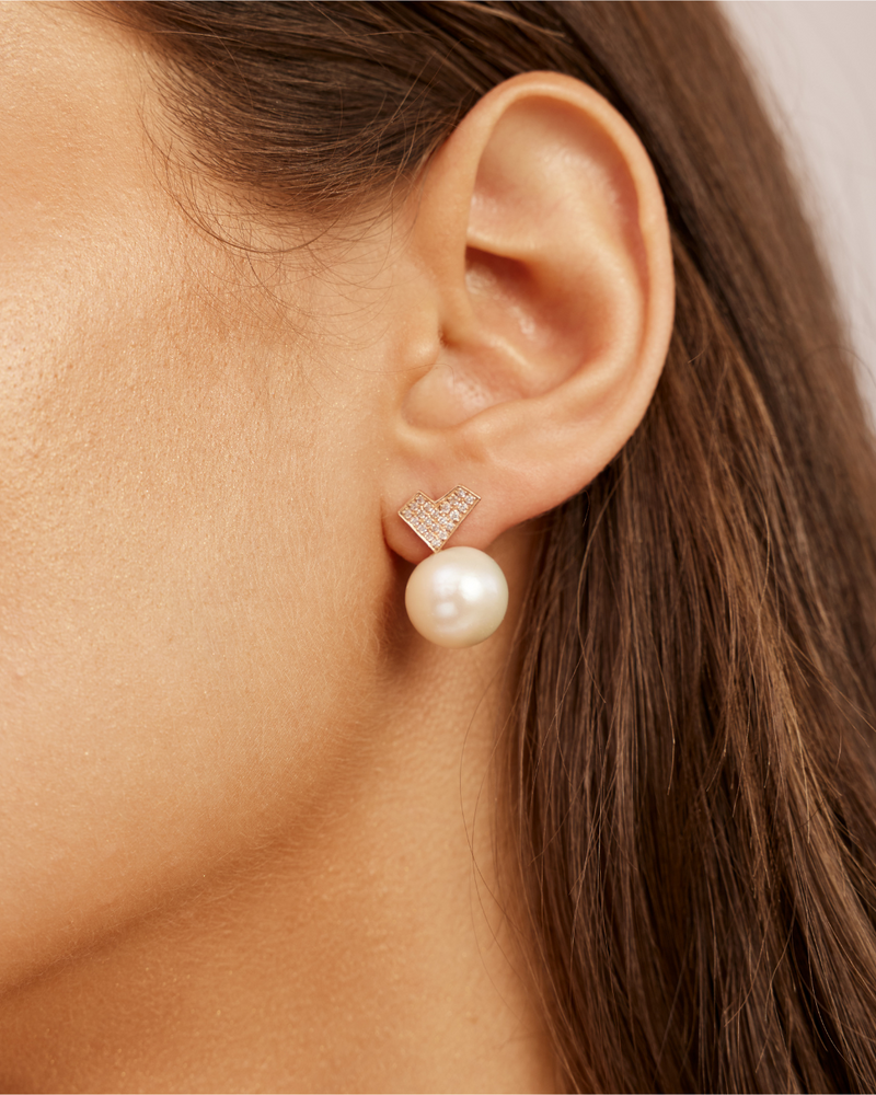 Aria stud earring